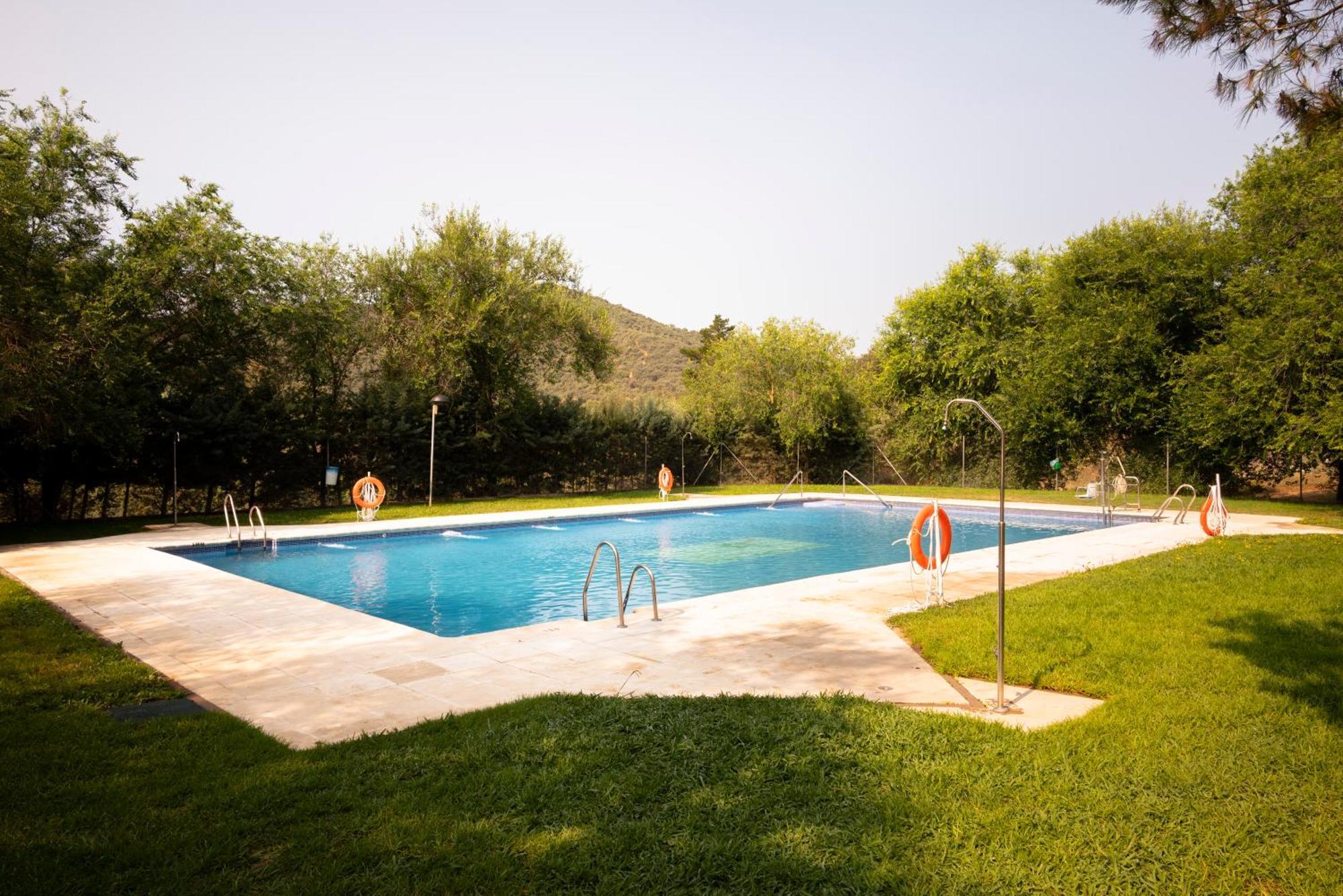 Bungalows Camping Jimmy Jones Villaviciosa de Córdoba Exteriér fotografie